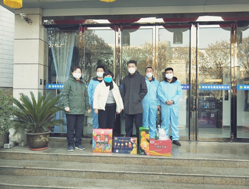 有色西勘院有限公司工會(huì)領(lǐng)導(dǎo)赴公司慰問(wèn)一線員工